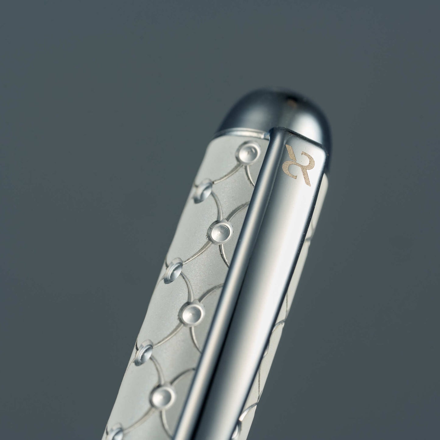 Faber White - Chrome