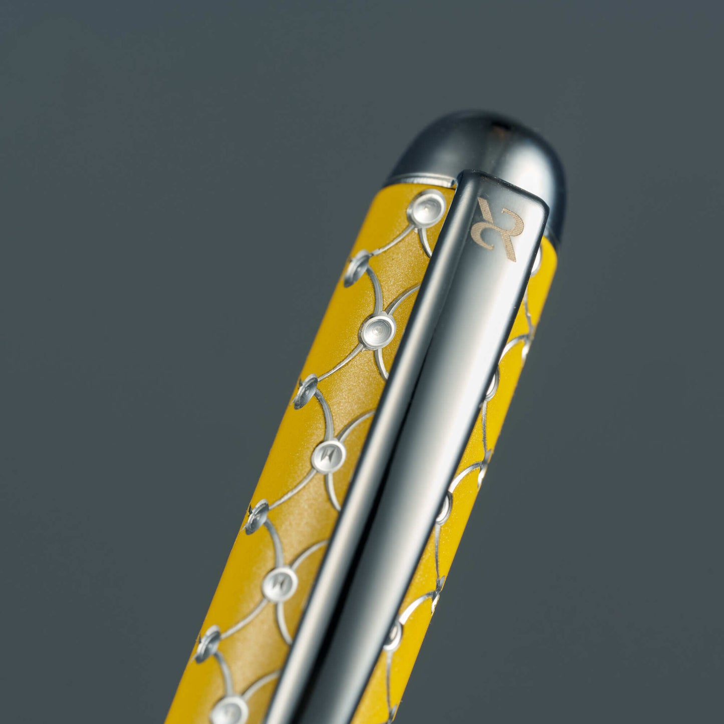 Faber Yellow - Chrome